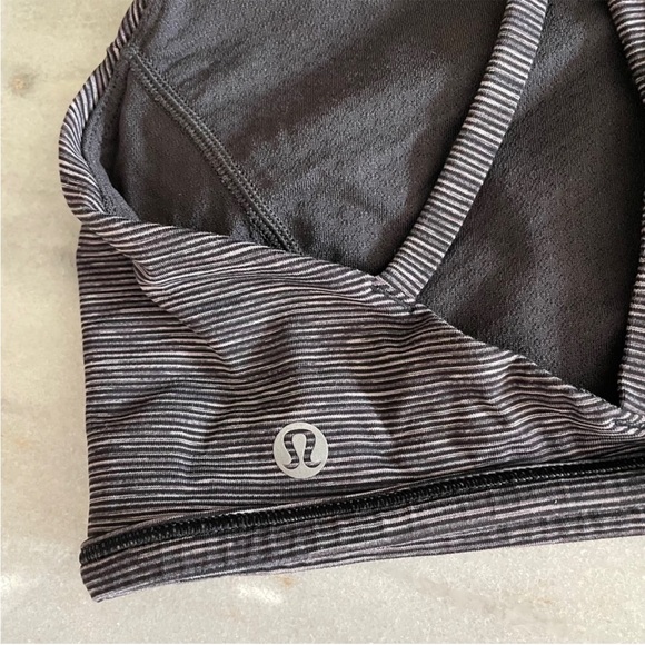 Bundle Lululemon athletic set sports bra and leggings - Picture 4 of 12